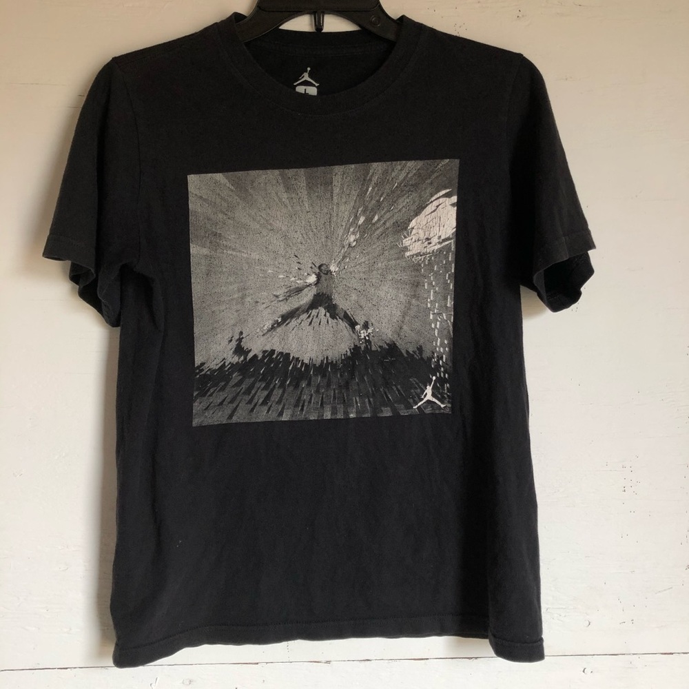 🌻Michael Jordan size large graphic tee